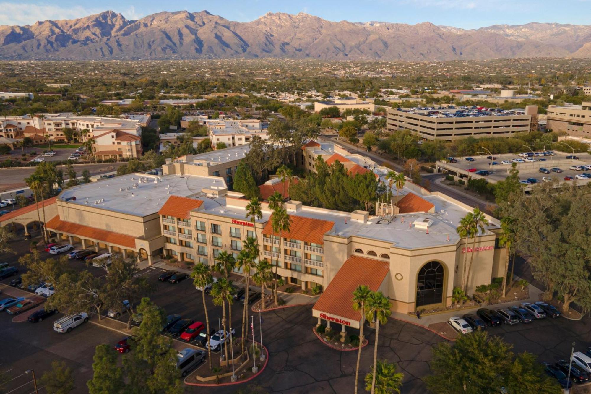 Sheraton Tucson Hotel & Suites Extérieur photo