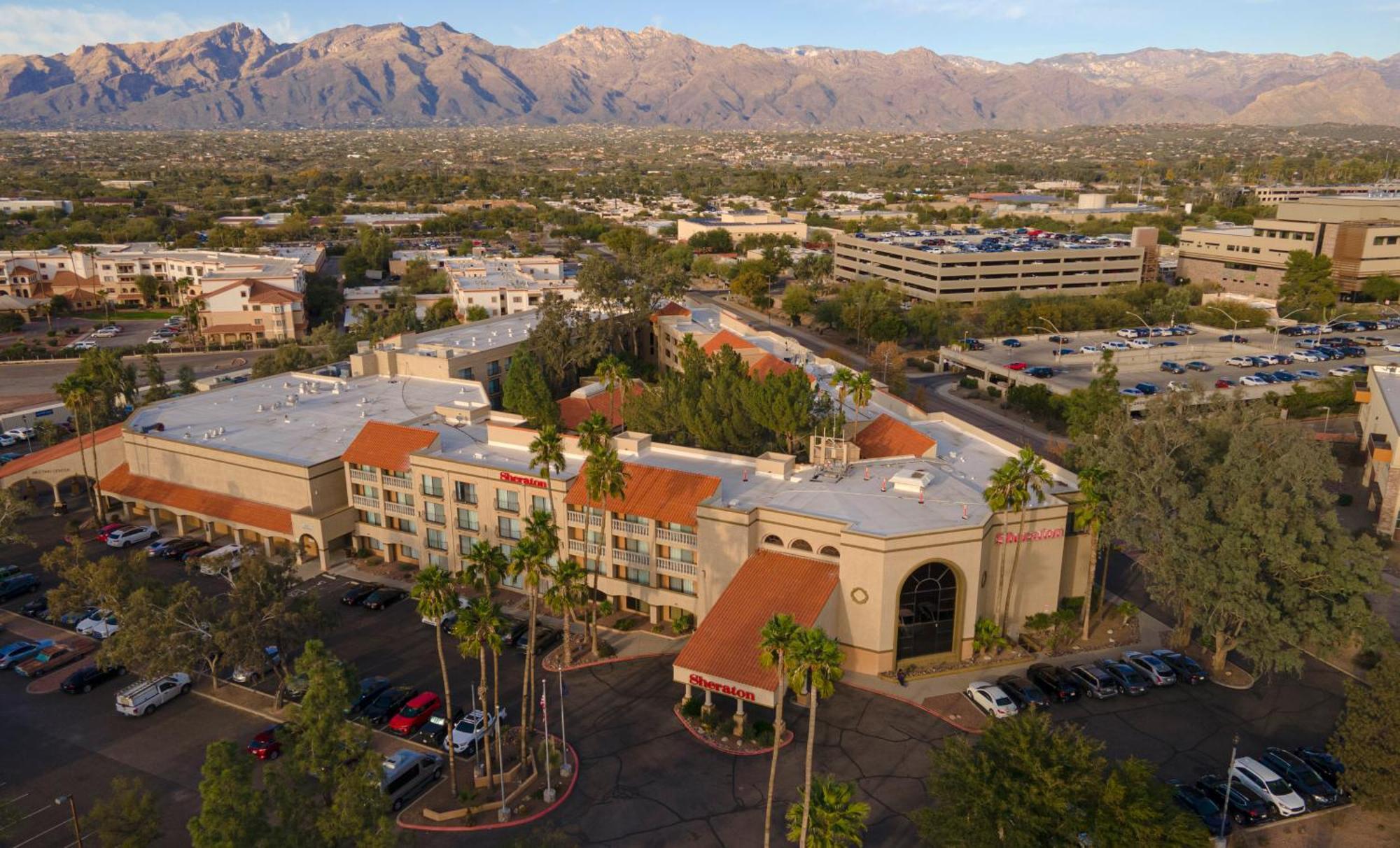 Sheraton Tucson Hotel & Suites Extérieur photo