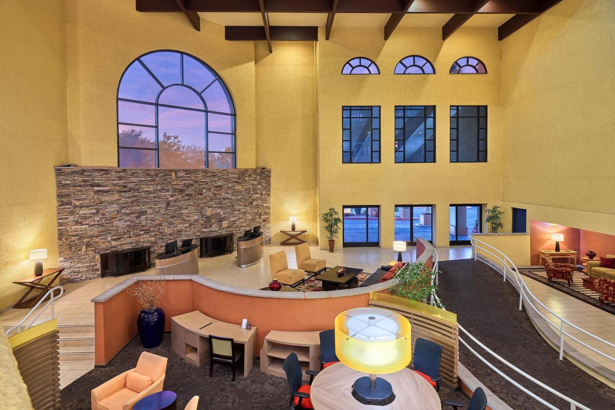 Sheraton Tucson Hotel & Suites Extérieur photo