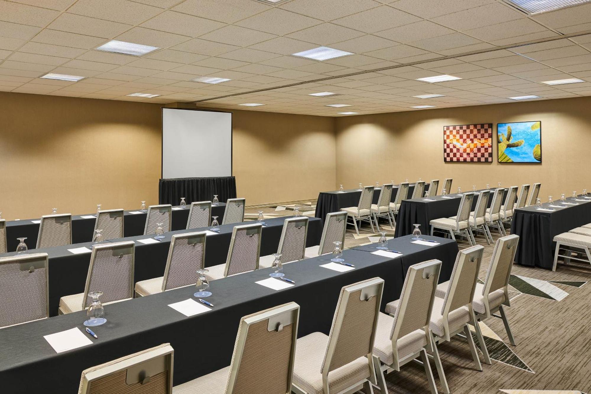 Sheraton Tucson Hotel & Suites Extérieur photo